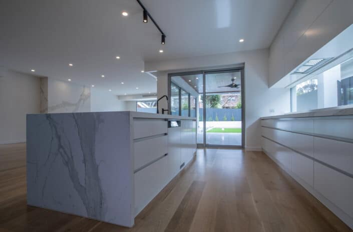Airbnb & Realestate-1